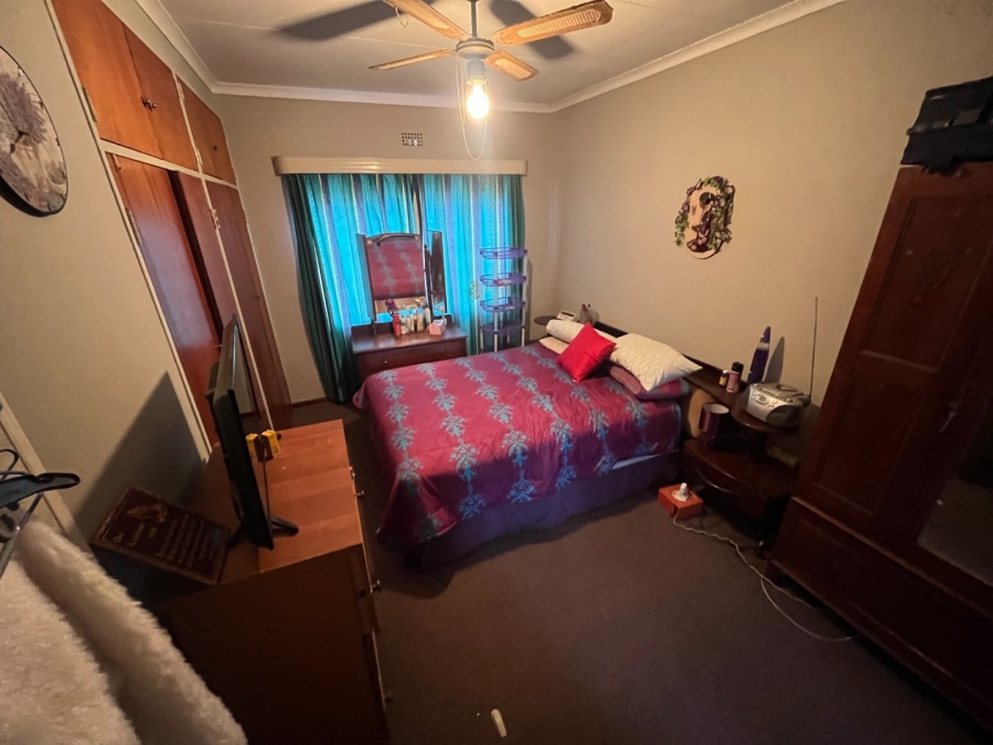 4 Bedroom Property for Sale in Geelhoutpark North West